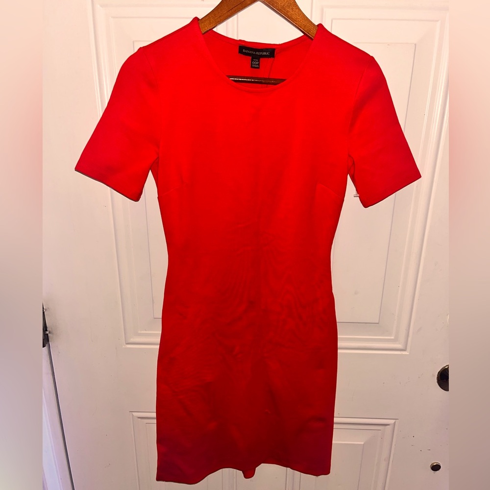 Banana Republic red orange fitted stretch midi dress knot back 00P sexy office